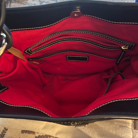 Dooney & Bourke pebble leather Maurizia Twist Strap Hobo - Picture 4 of 7